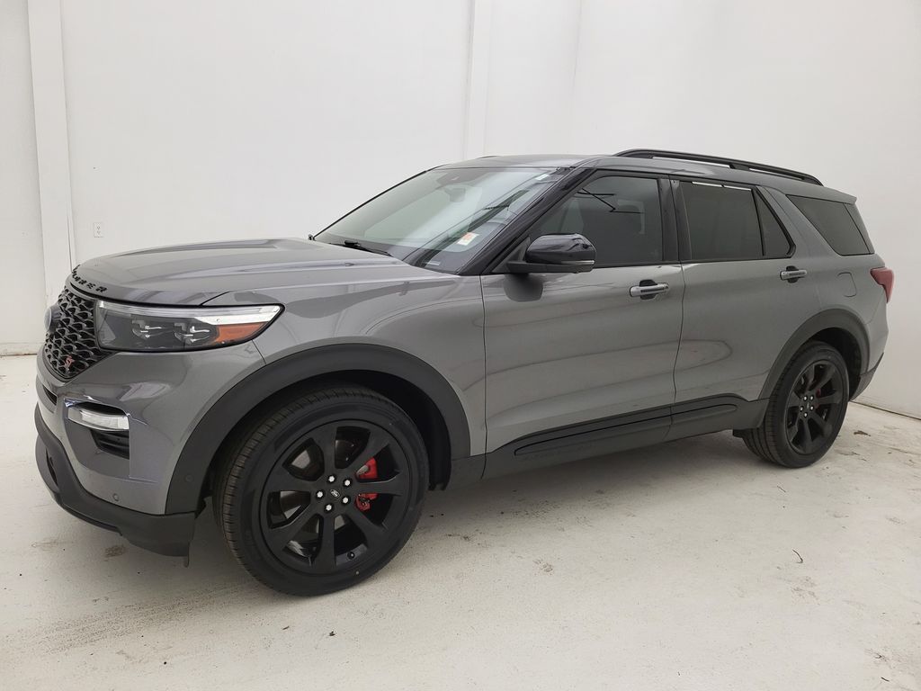 2021 Ford Explorer ST photo 5