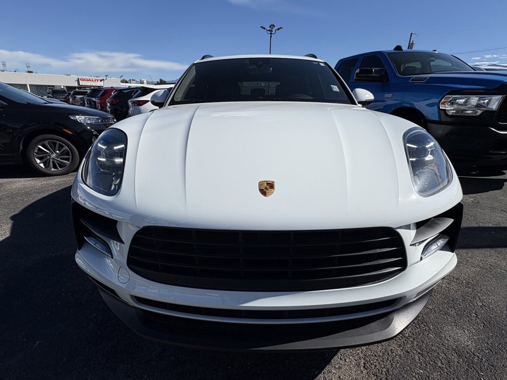 2021 Porsche Macan Base photo 3