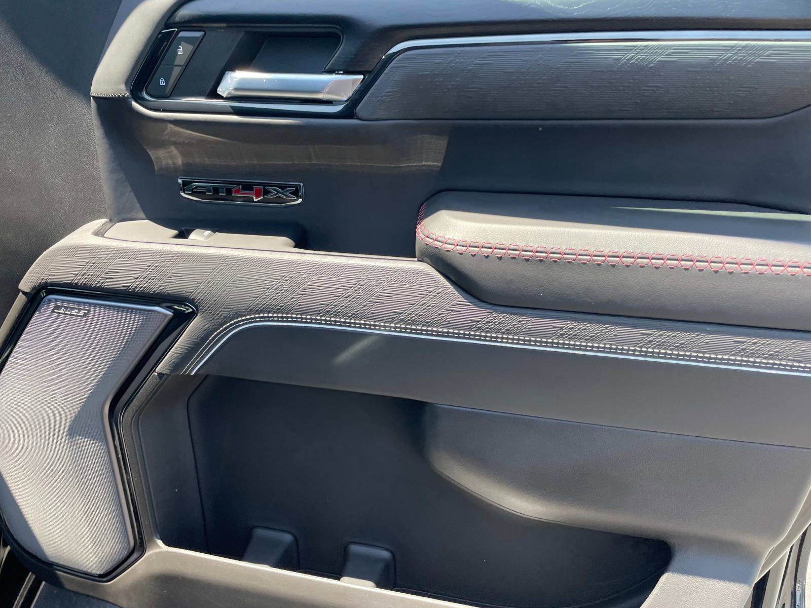 2024 Gmc Sierra 1500 AT4X photo 24