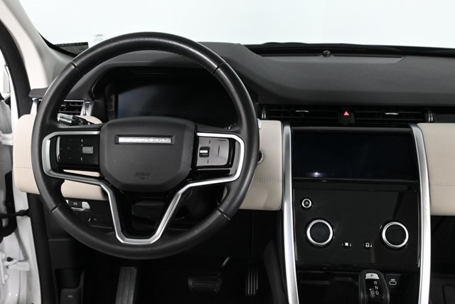 2022 Land Rover Discovery Sport SE photo 3