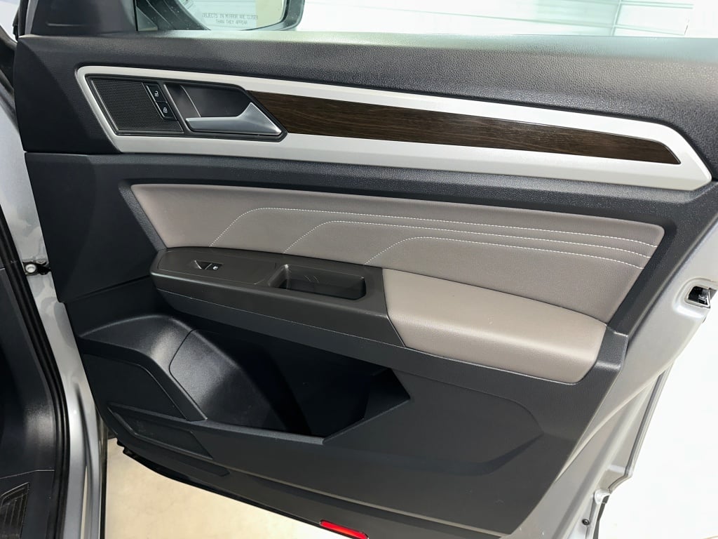 2023 Volkswagen Atlas V6 SE Technology photo 26