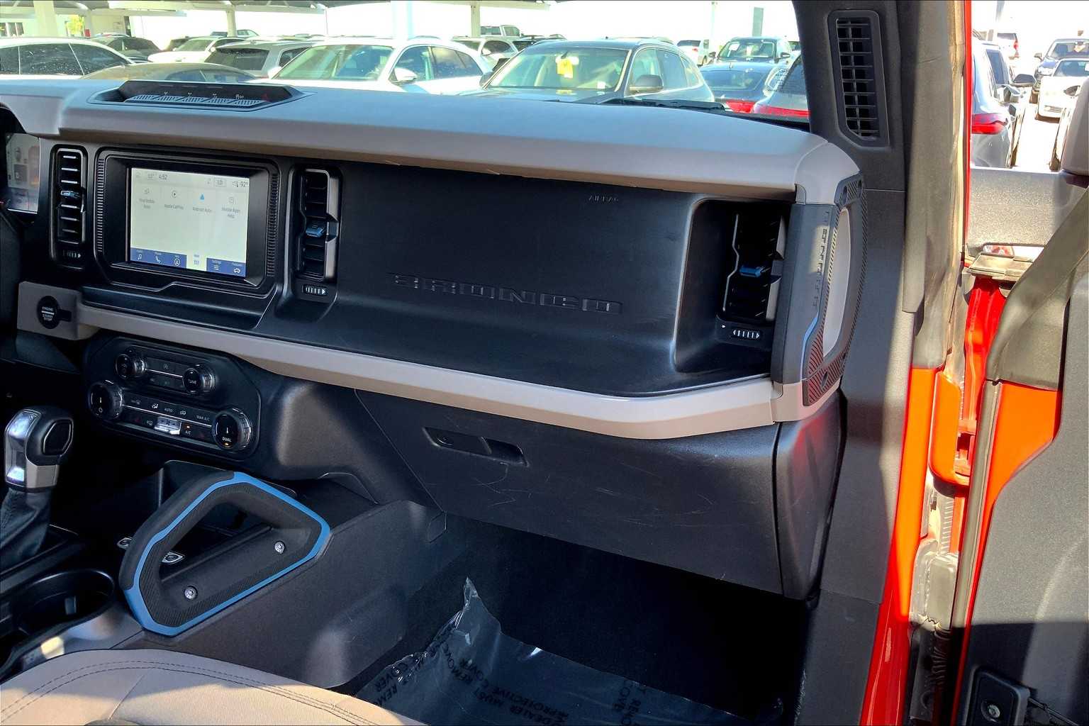 2022 Ford Bronco Wildtrak photo 17