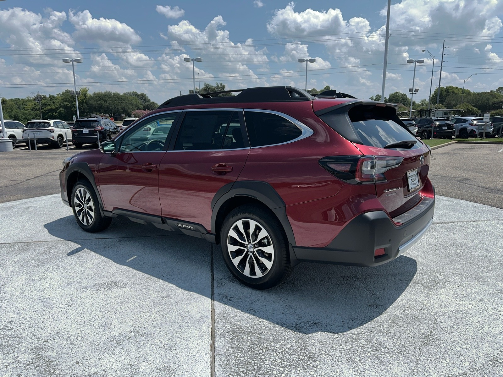 2025 Subaru Outback Limited photo 3