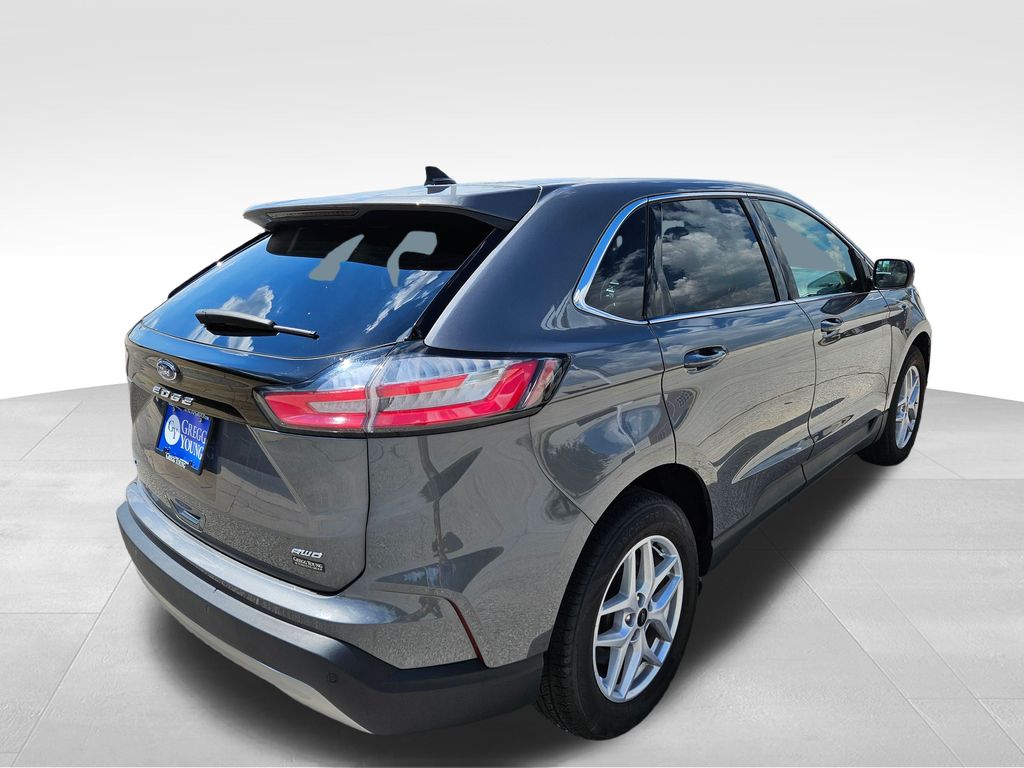 2024 Ford Edge SEL photo 5