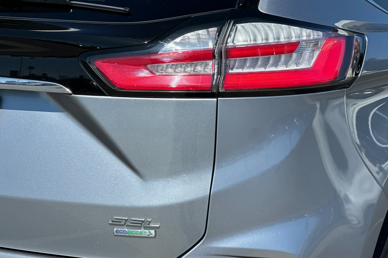 2020 Ford Edge SEL photo 26