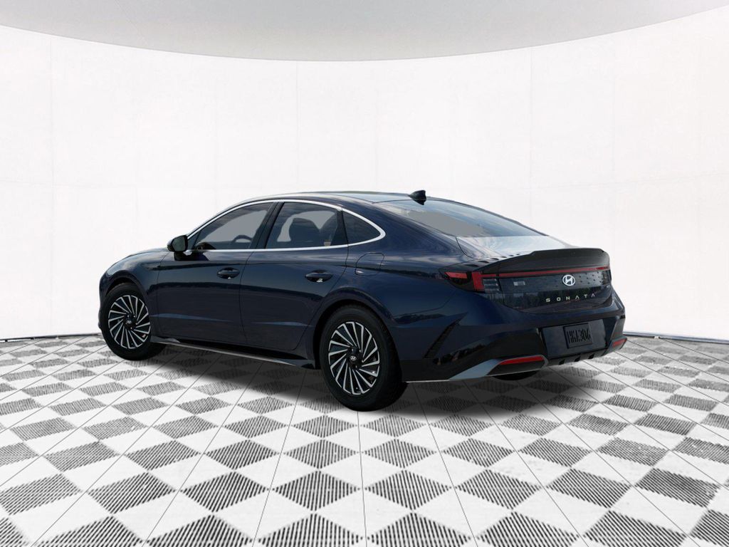 2025 Hyundai Sonata Hybrid SEL photo 4