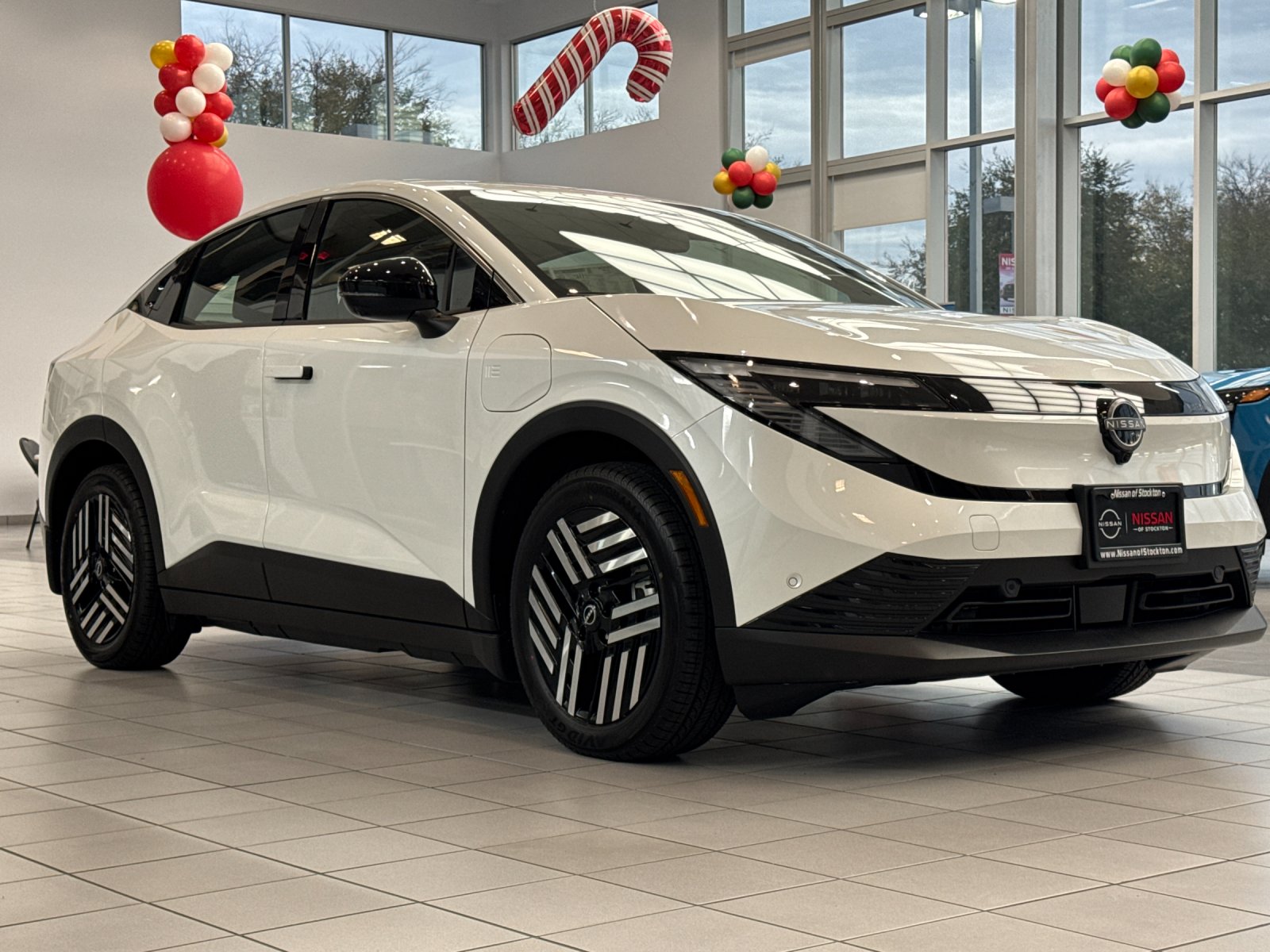 2026 Nissan LEAF SV+'s photo