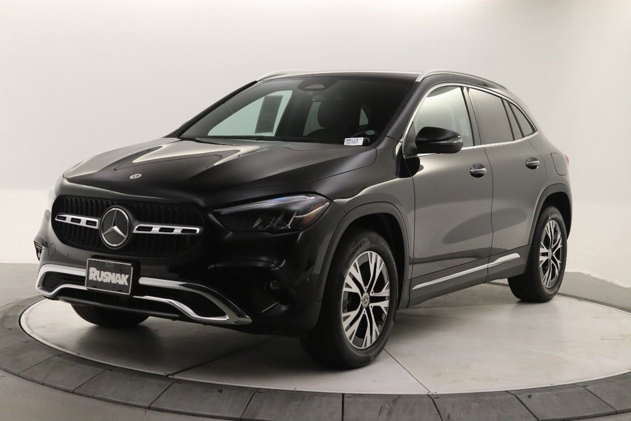 2025 Mercedes Benz GLA 250 photo 3
