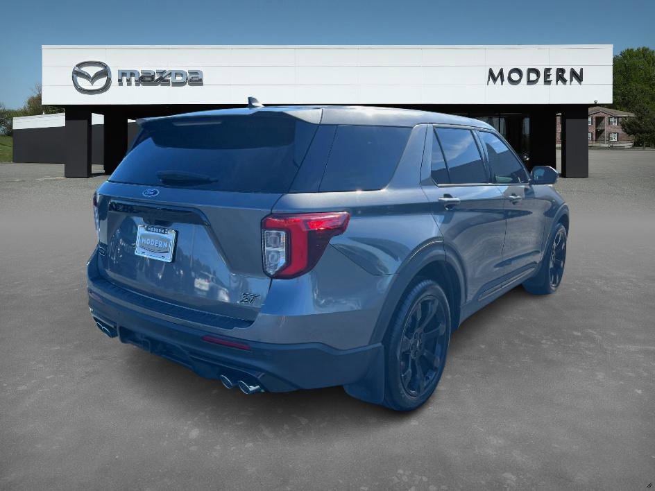 2021 Ford Explorer ST photo 5