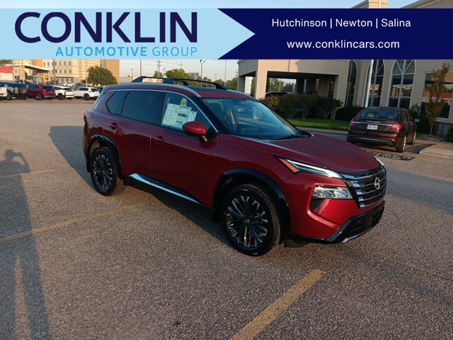 2026 Nissan Rogue Platinum's photo