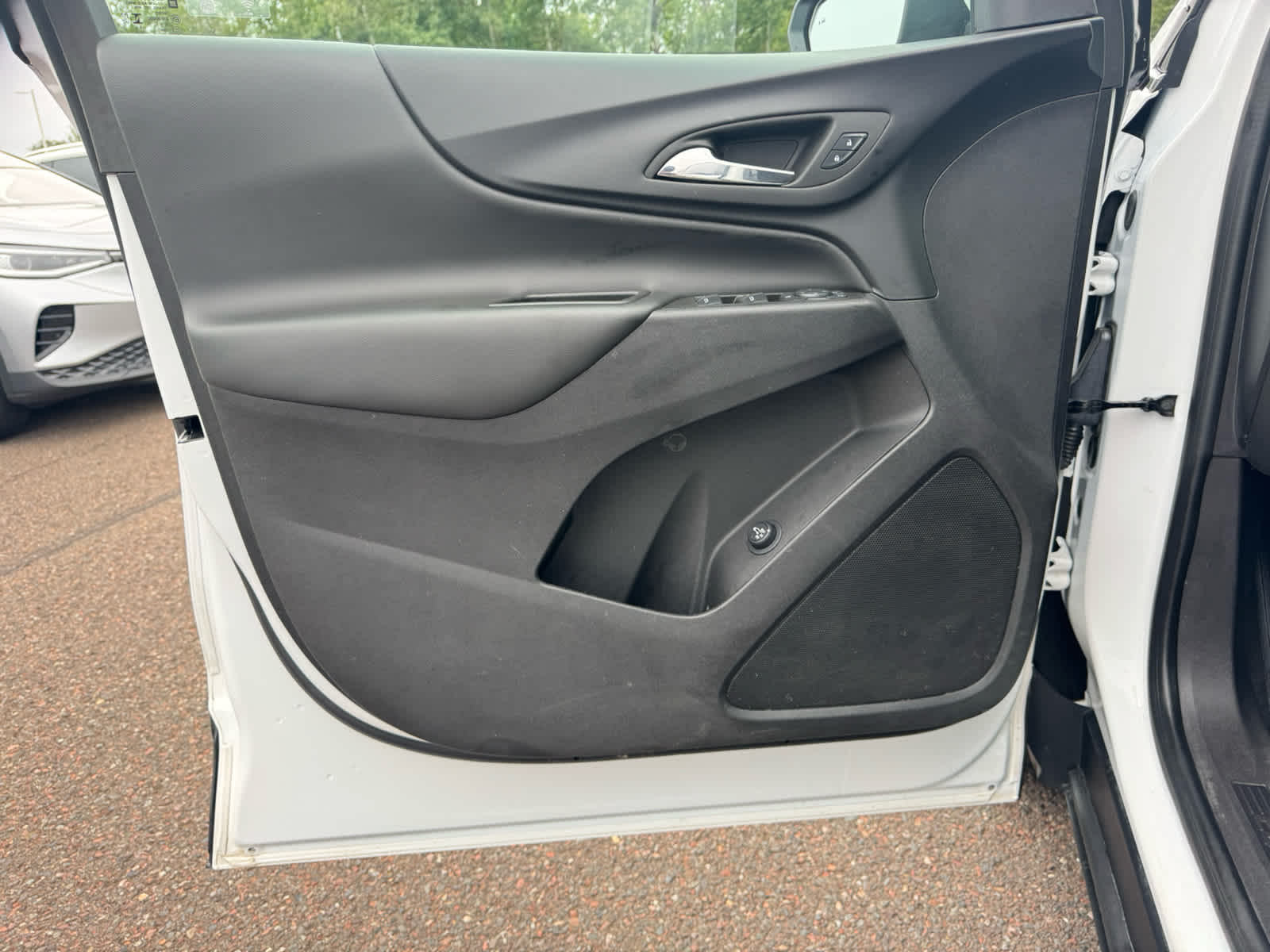 2024 Chevrolet Equinox LT photo 16