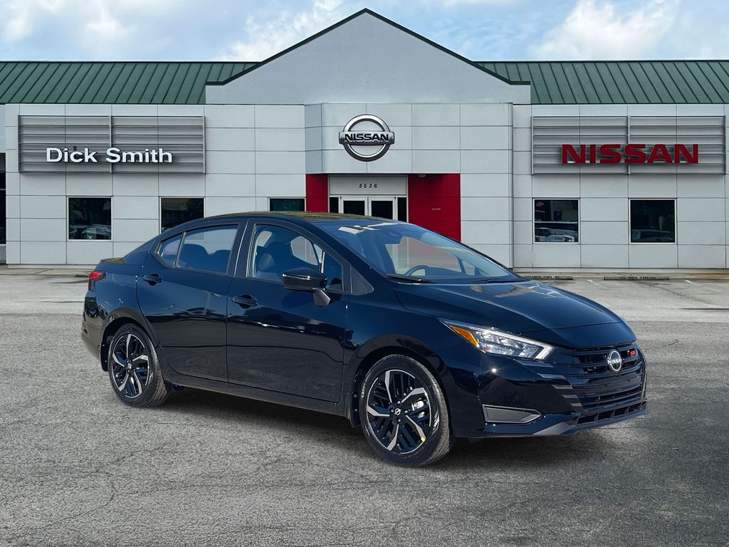 2025 Nissan Versa Sedan SR's photo