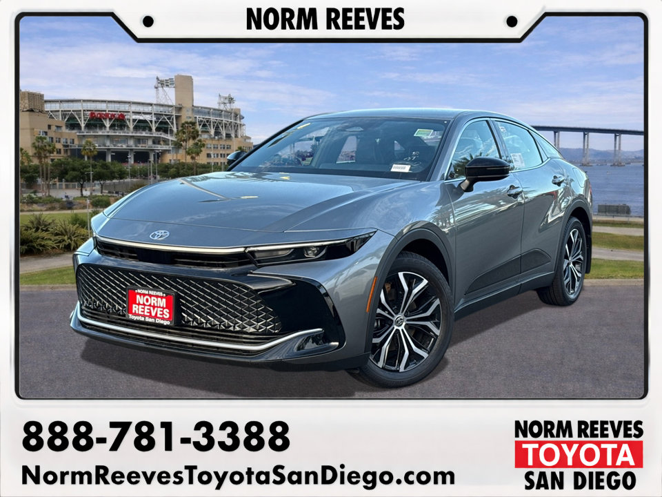 2026 Toyota Crown XLE's photo