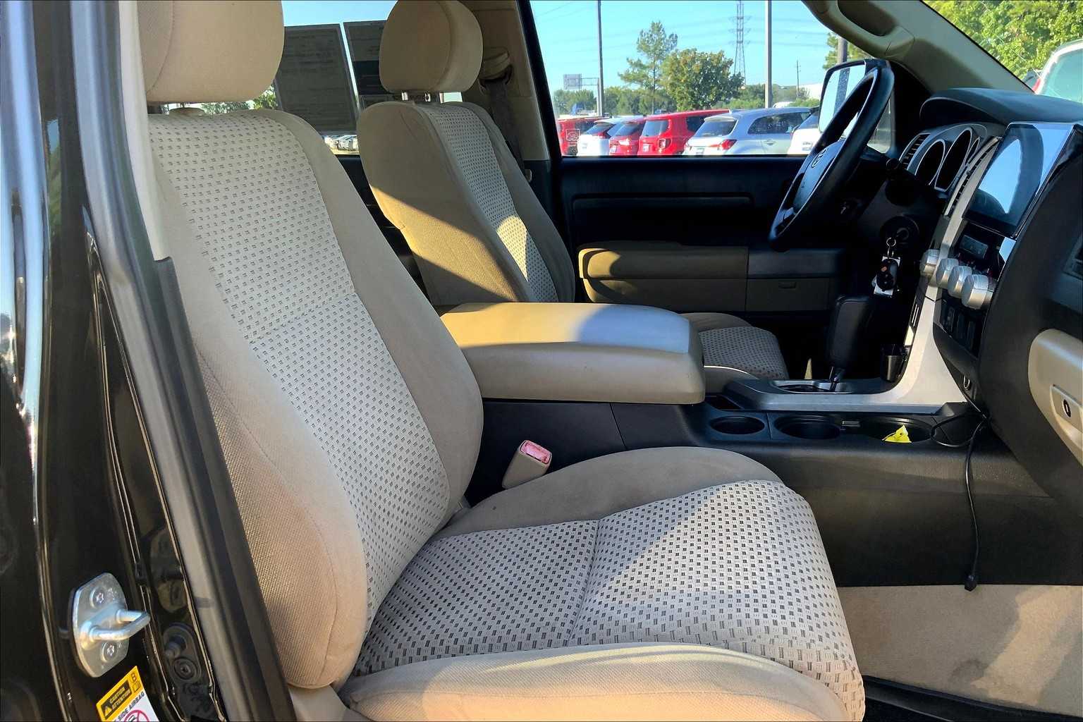 2008 Toyota Tundra SR5 photo 8