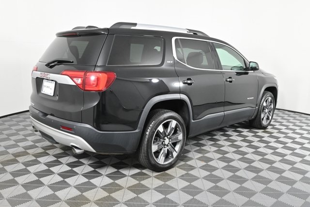 2017 Gmc Acadia SLT photo 9