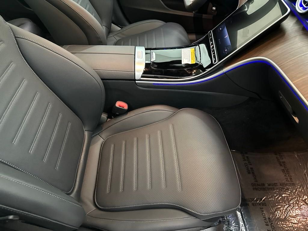 2025 Mercedes Benz C 300 photo 26
