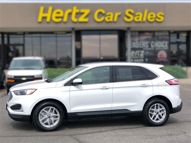 2024 Ford Edge SEL photo 2