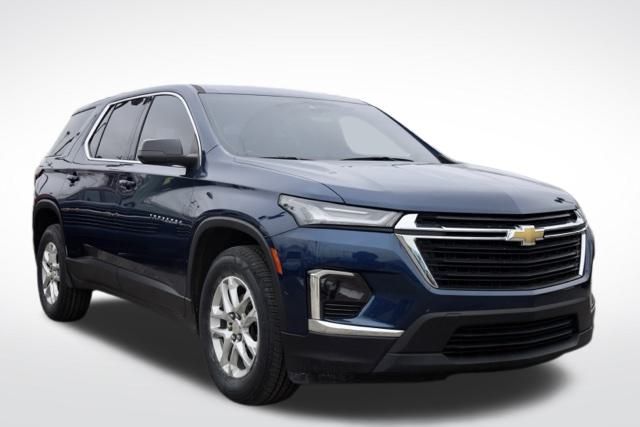2023 Chevrolet Traverse LS's photo