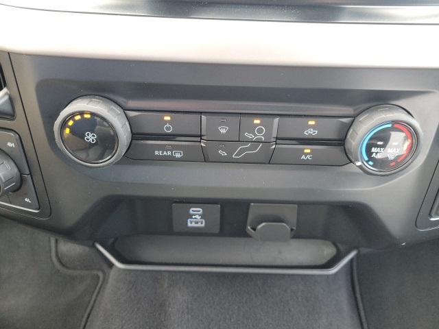 2023 Ford F-150 XLT photo 7