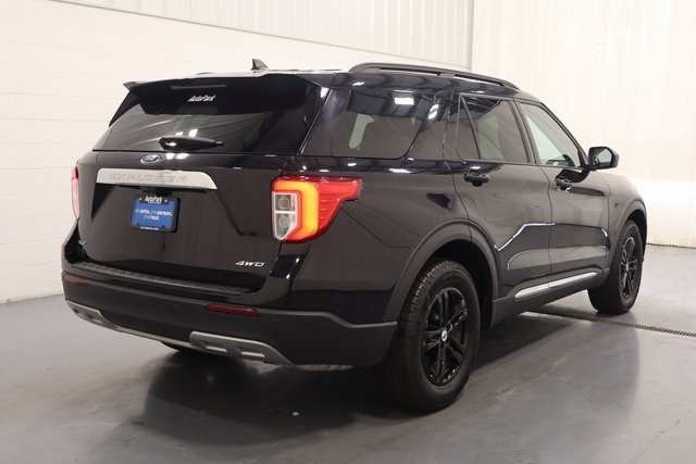2023 Ford Explorer XLT photo 7