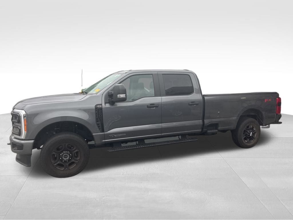 2023 Ford F-250 XL photo 2