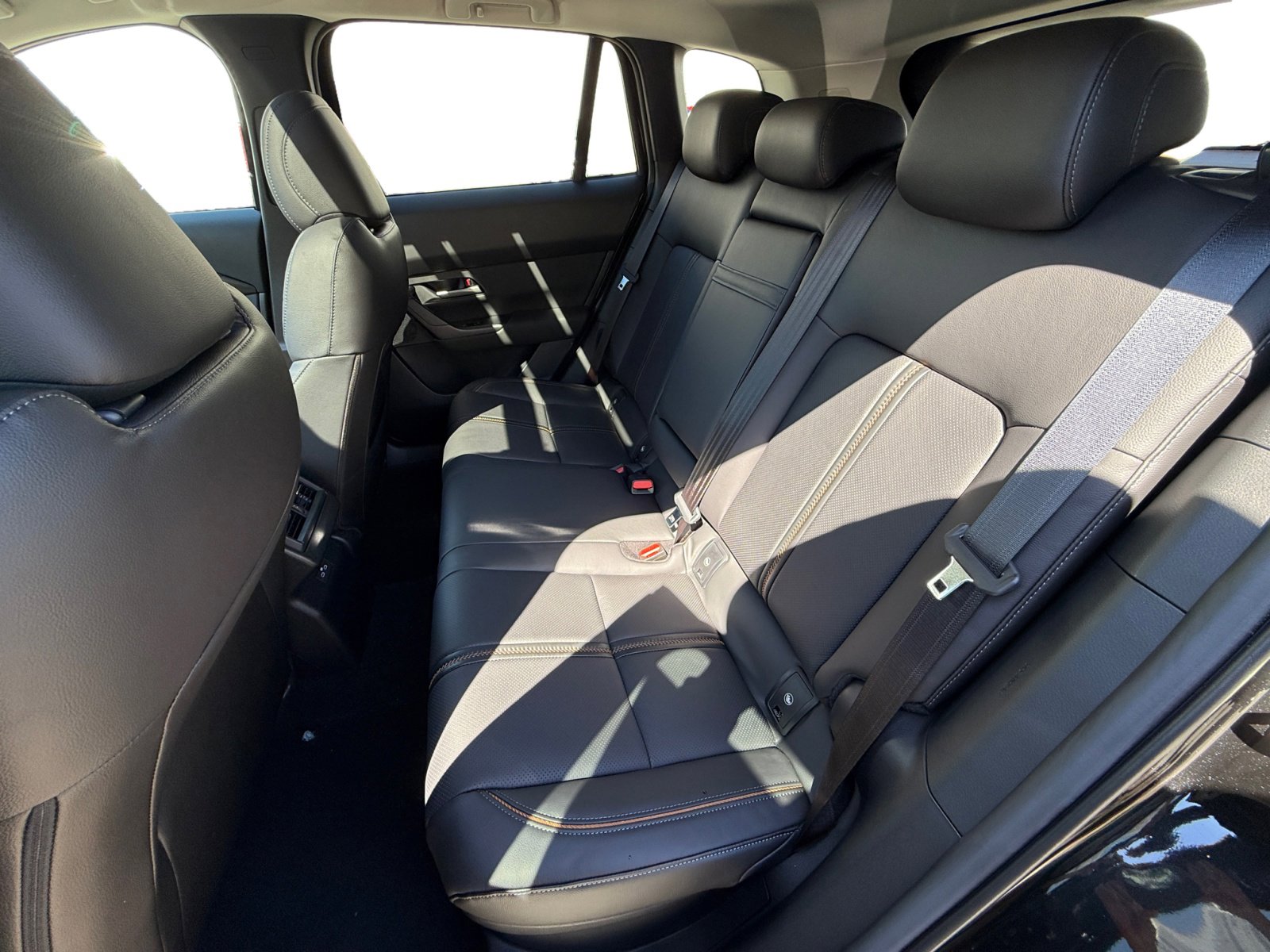 2025 Mazda CX-50 Premium photo 13
