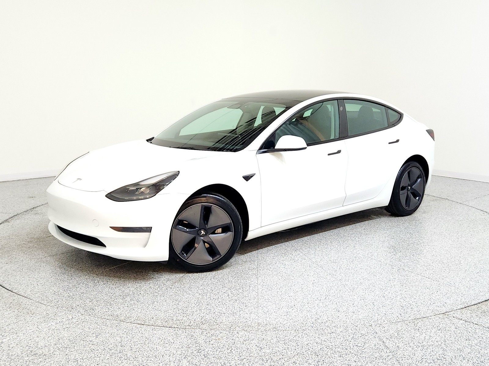 2023 Tesla Model 3 Rear-Wheel Drive's photo