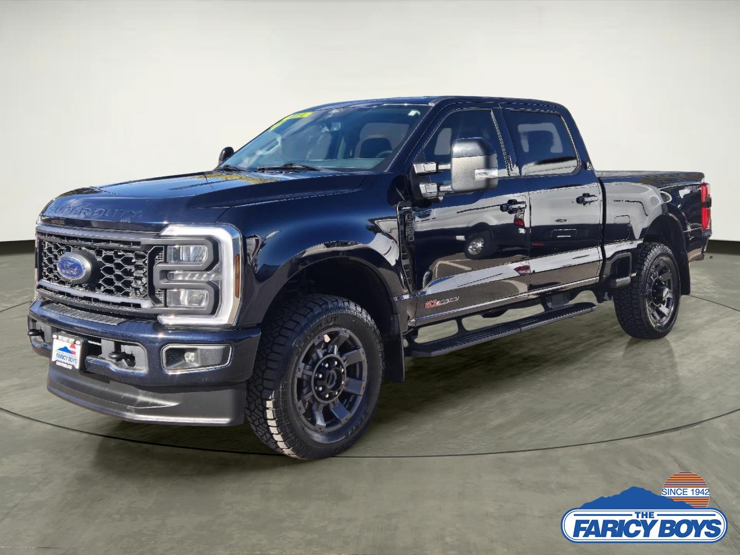 2024 Ford F-350 Super Duty Lariat's photo
