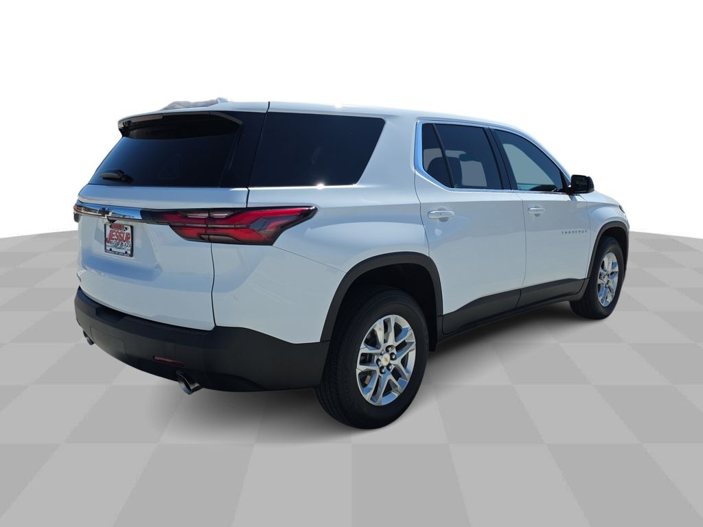 2022 Chevrolet Traverse LS photo 6