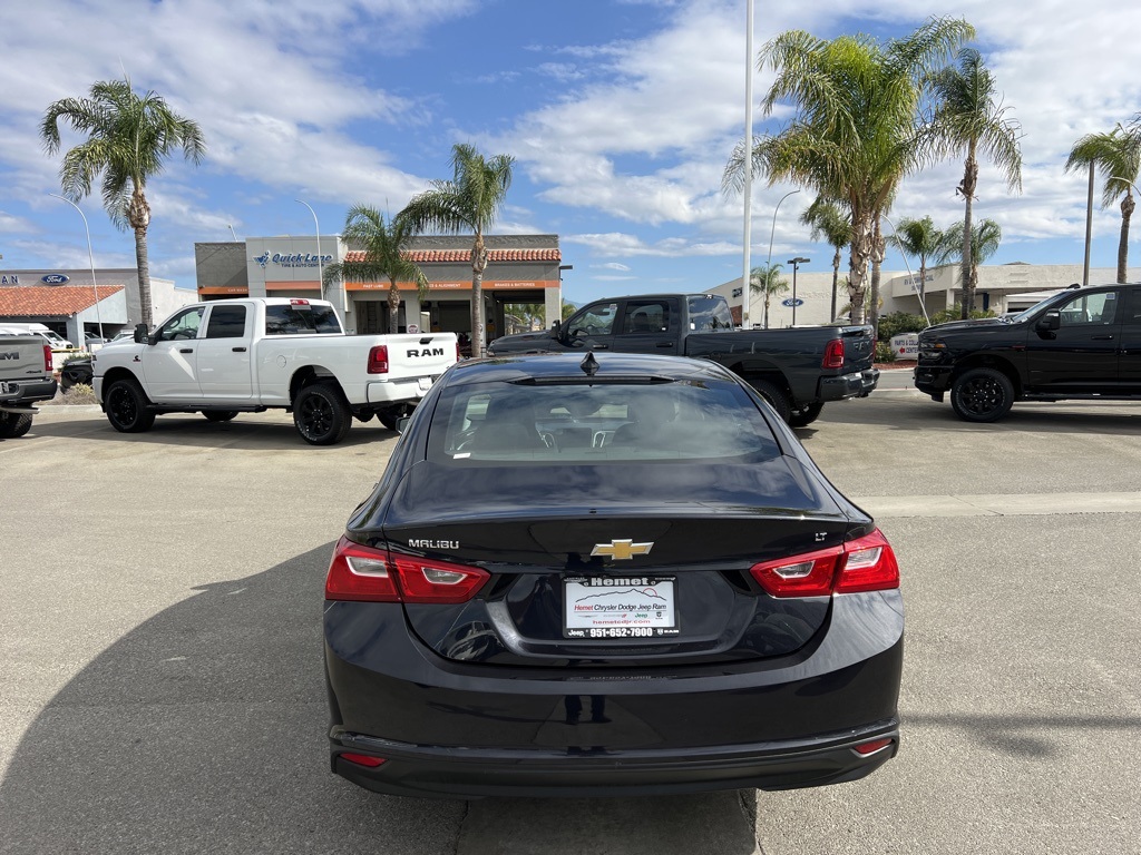 2023 Chevrolet Malibu 1LT photo 4