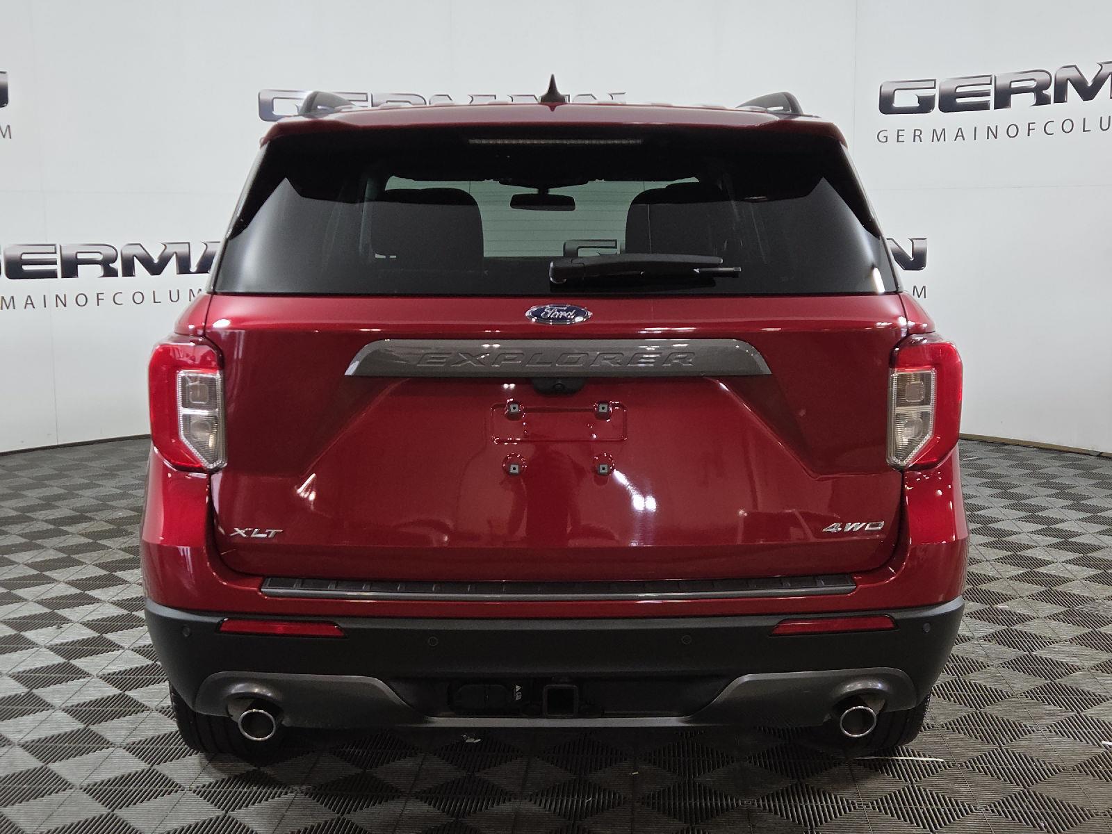 2023 Ford Explorer XLT photo 4