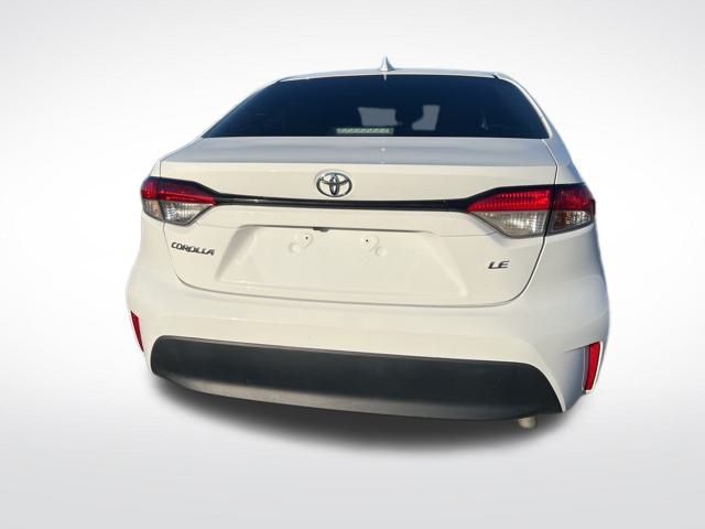 2023 Toyota Corolla LE photo 4