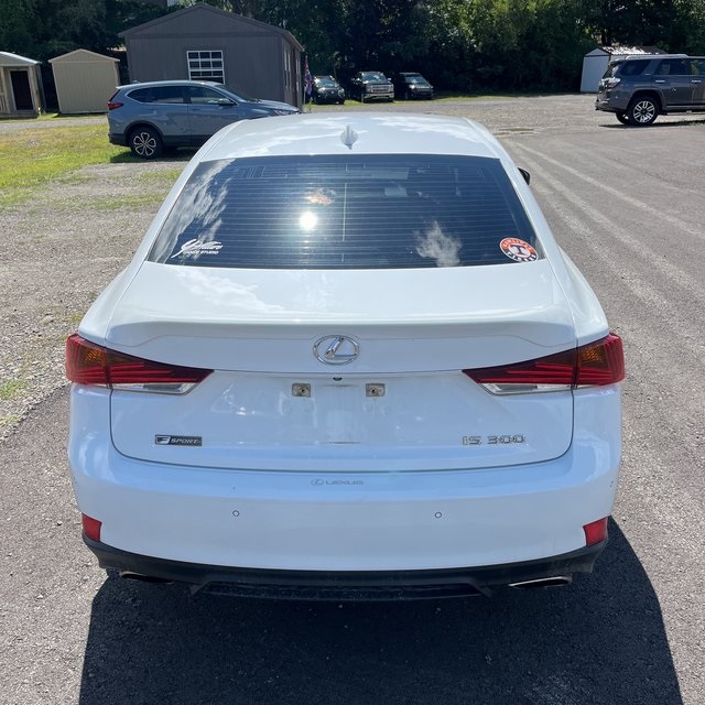 2020 Lexus IS 300 F SPORT photo 5