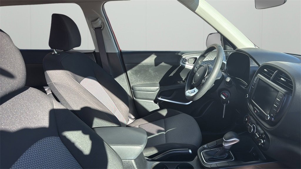 2023 Kia Soul LX photo 40