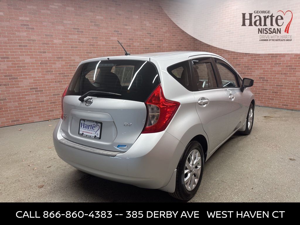 2015 Nissan Versa Note SV photo 6