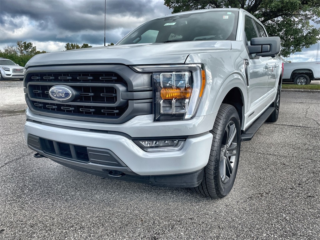 2023 Ford F-150 XLT photo 4