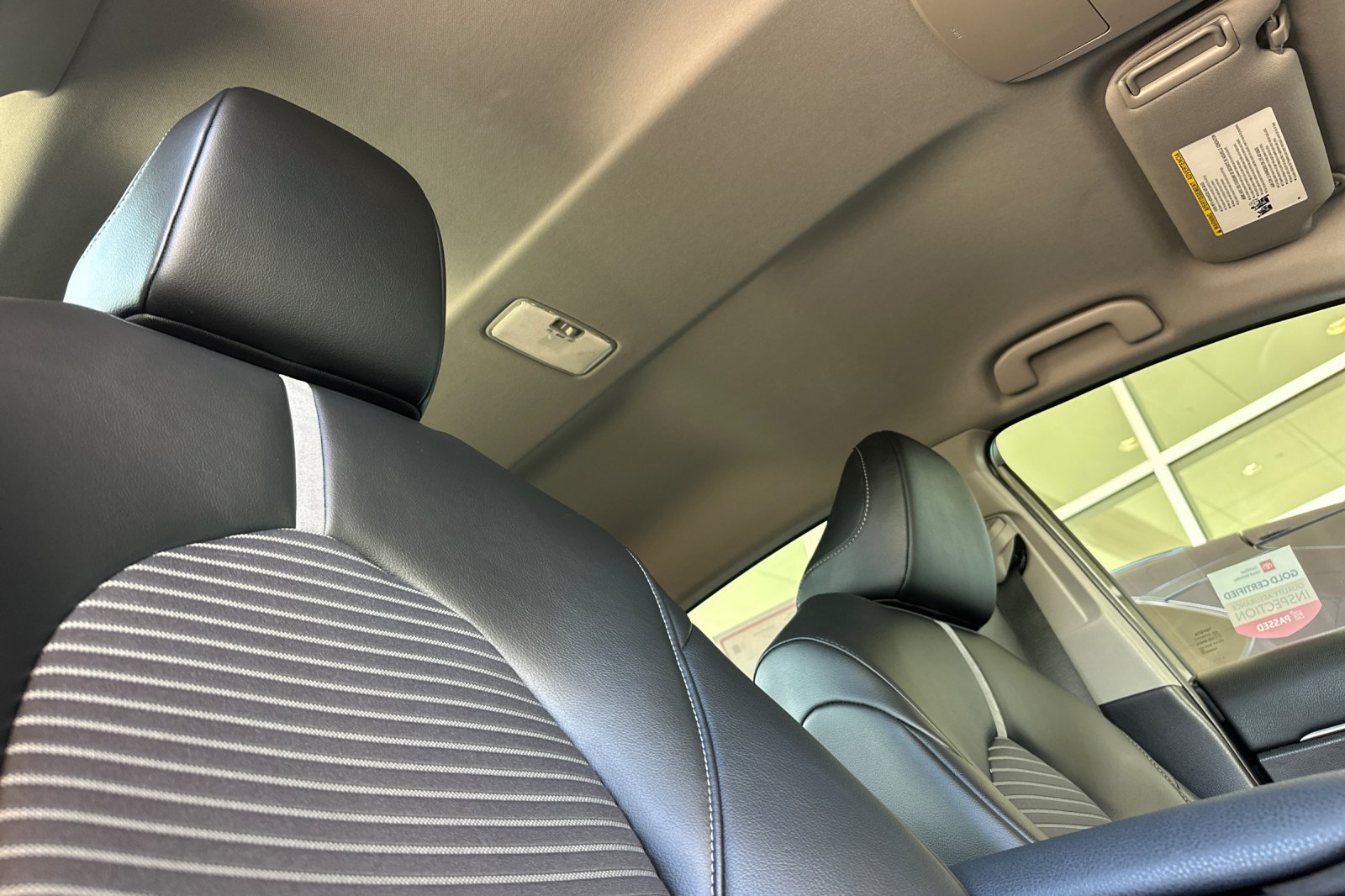 2023 Toyota Camry SE photo 15