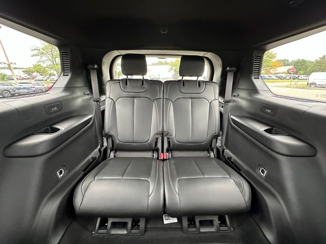 2025 Jeep Grand Cherokee Limited photo 32