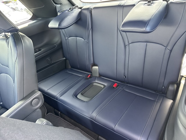 2026 Infiniti QX60 Luxe photo 7
