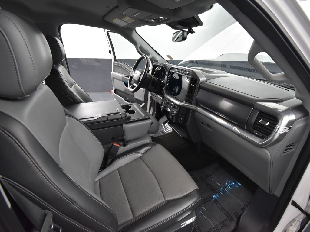 2021 Ford F-150 Lariat photo 40