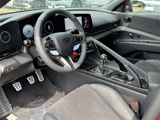 2025 Hyundai Elantra N Base photo 2