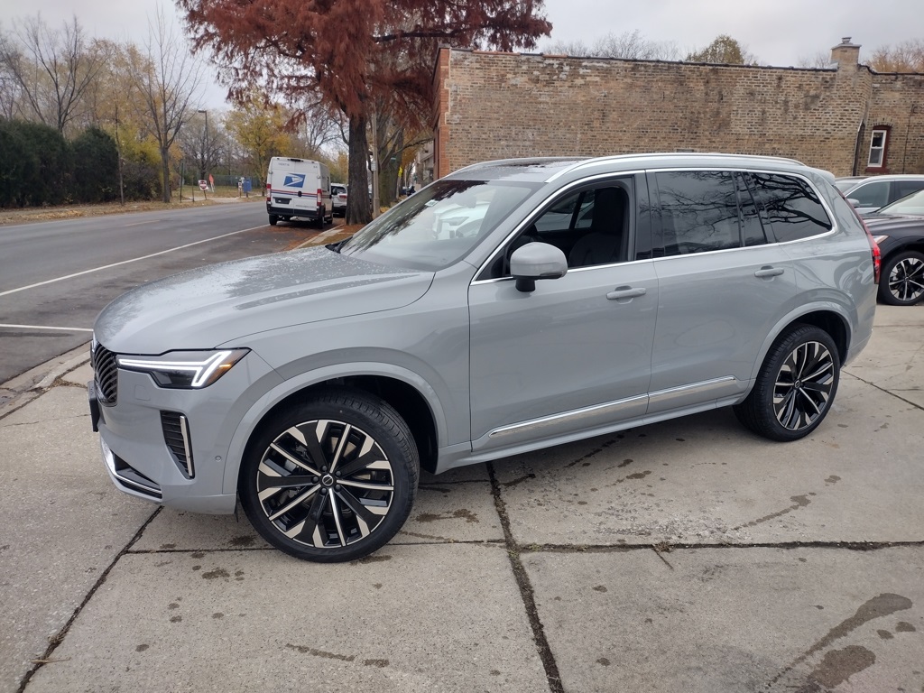 2026 VOLVO XC90 - Image 2