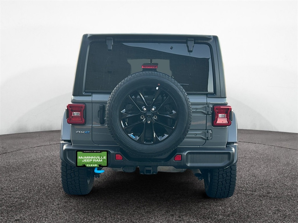 2023 Jeep Wrangler Sahara 4xe photo 4