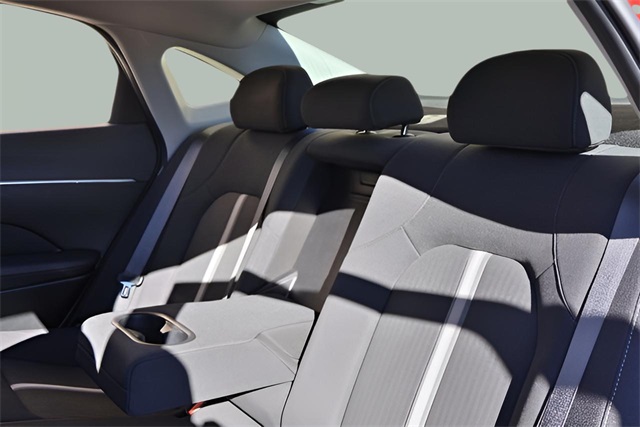 2023 Hyundai Sonata SEL photo 4