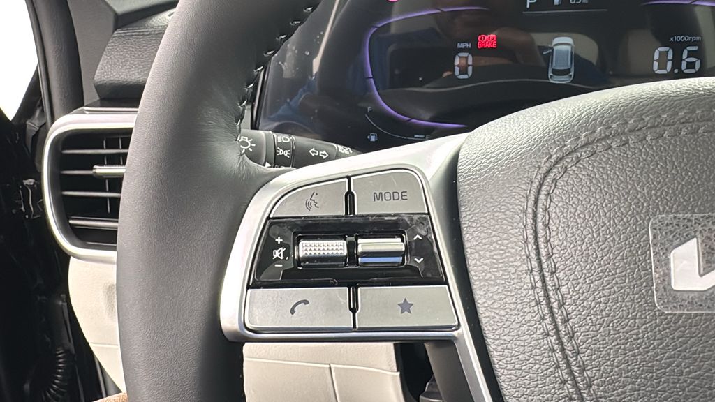 2025 Kia Telluride S photo 22