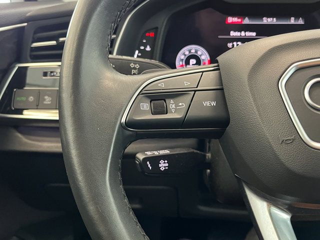 2022 Audi Q7 55 Premium photo 19