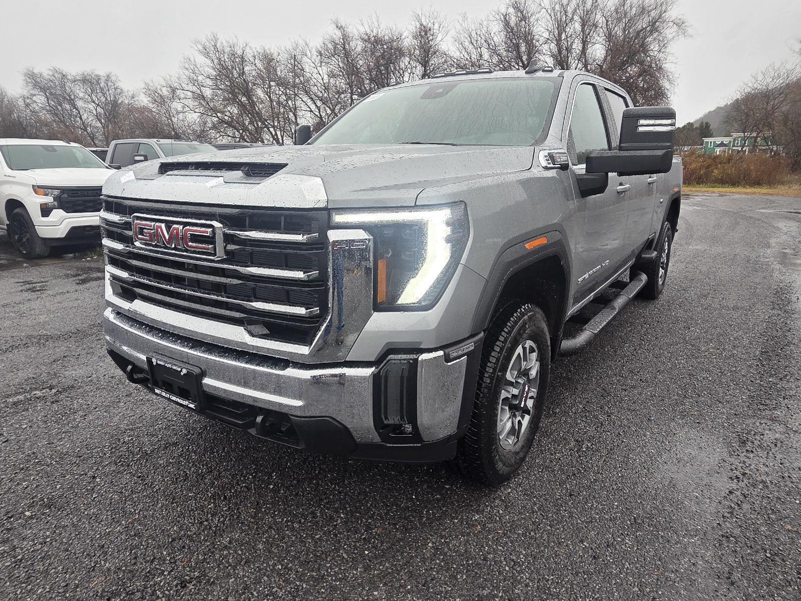 2026 GMC Sierra 2500HD SLE's photo