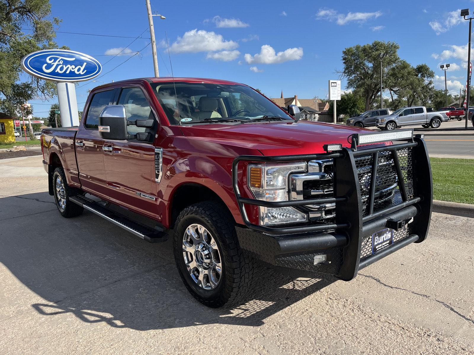 2021 Ford F-250 Lariat photo 4