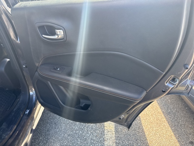 2019 Jeep Compass Latitude photo 18