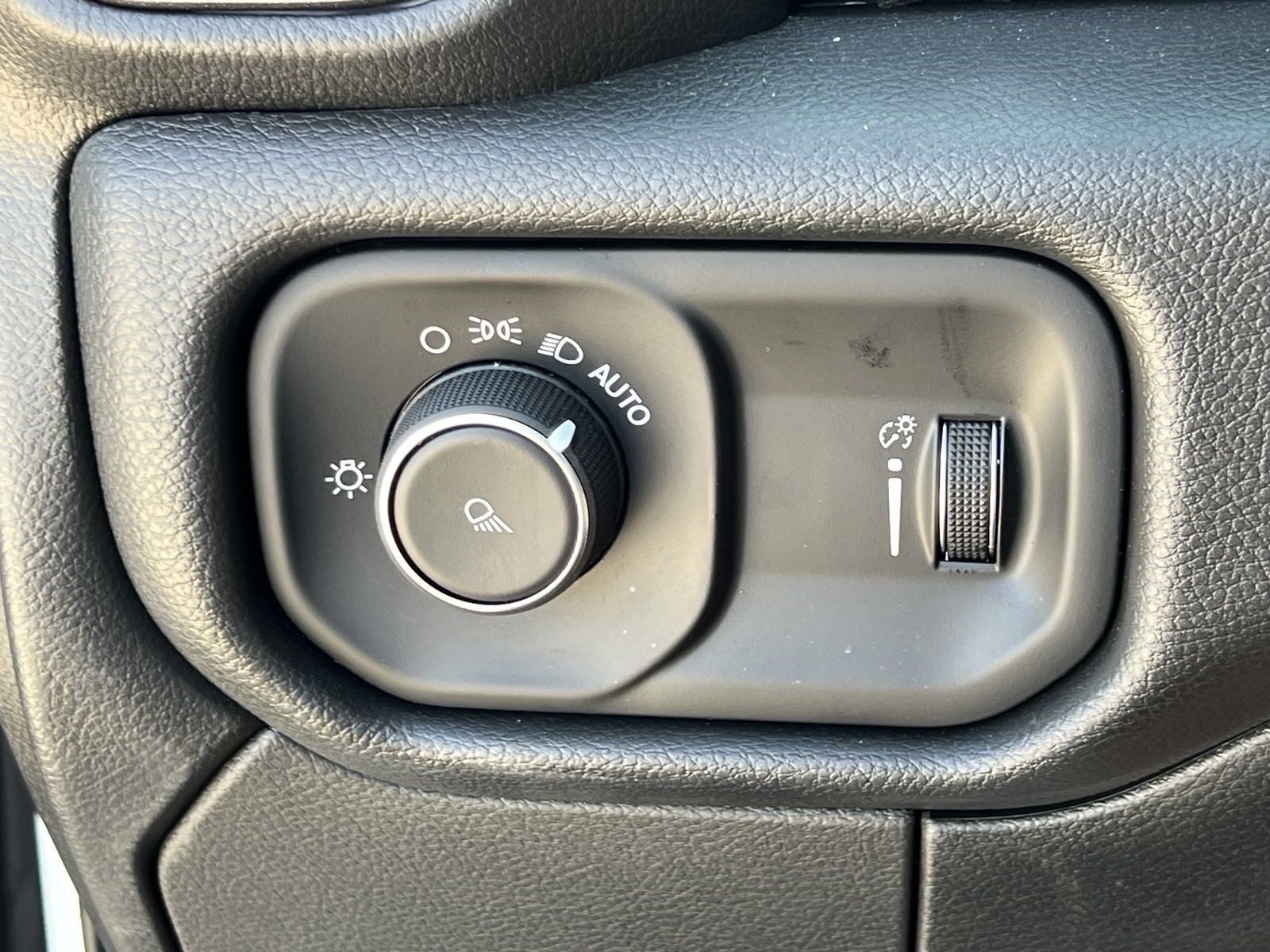 2024 Ram 3500 Tradesman photo 25